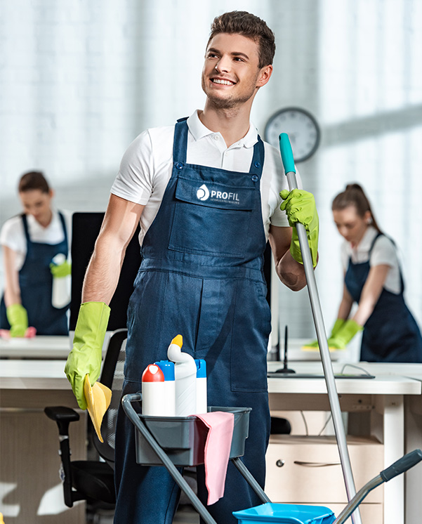 Profil Gebäudereinigung Unterhaltsreinigung in Leer Team bei der Arbeit